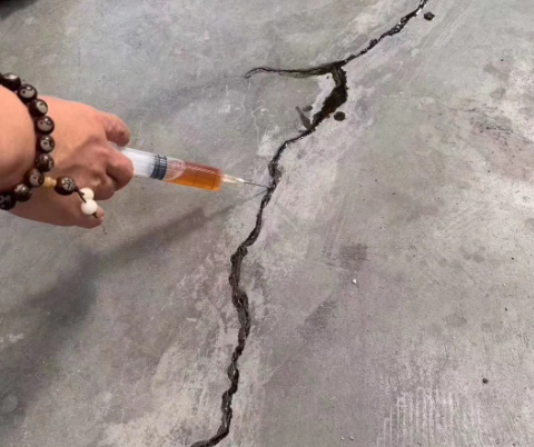 武山混凝土裂缝修补技术详解​